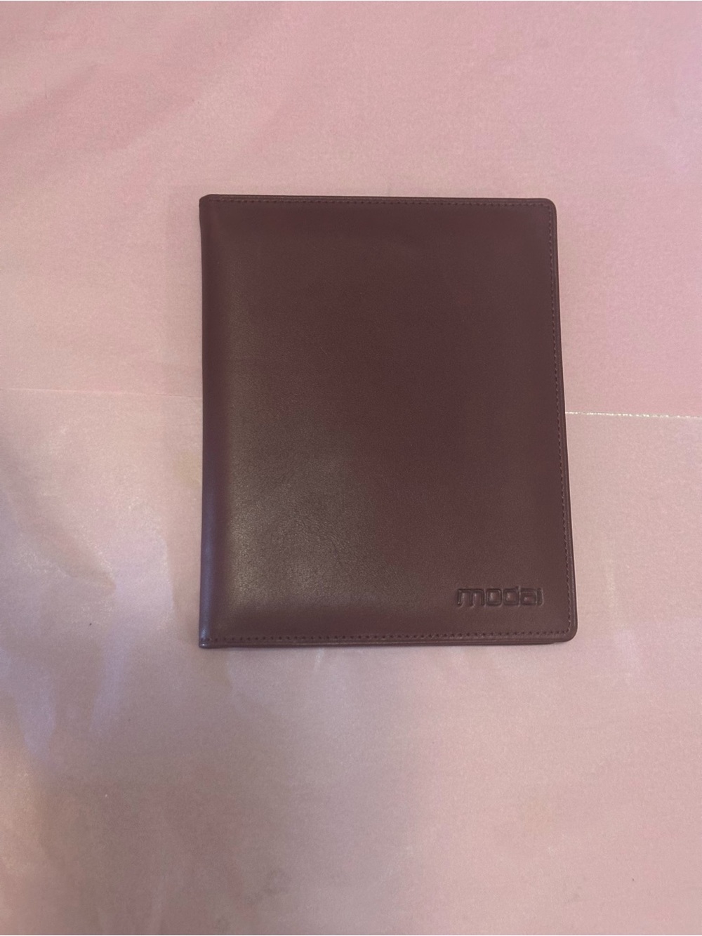 Moda International Burgundy Leather Bifold Wallet unisex